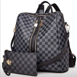 The Anistyn Checkered Backpack-Black